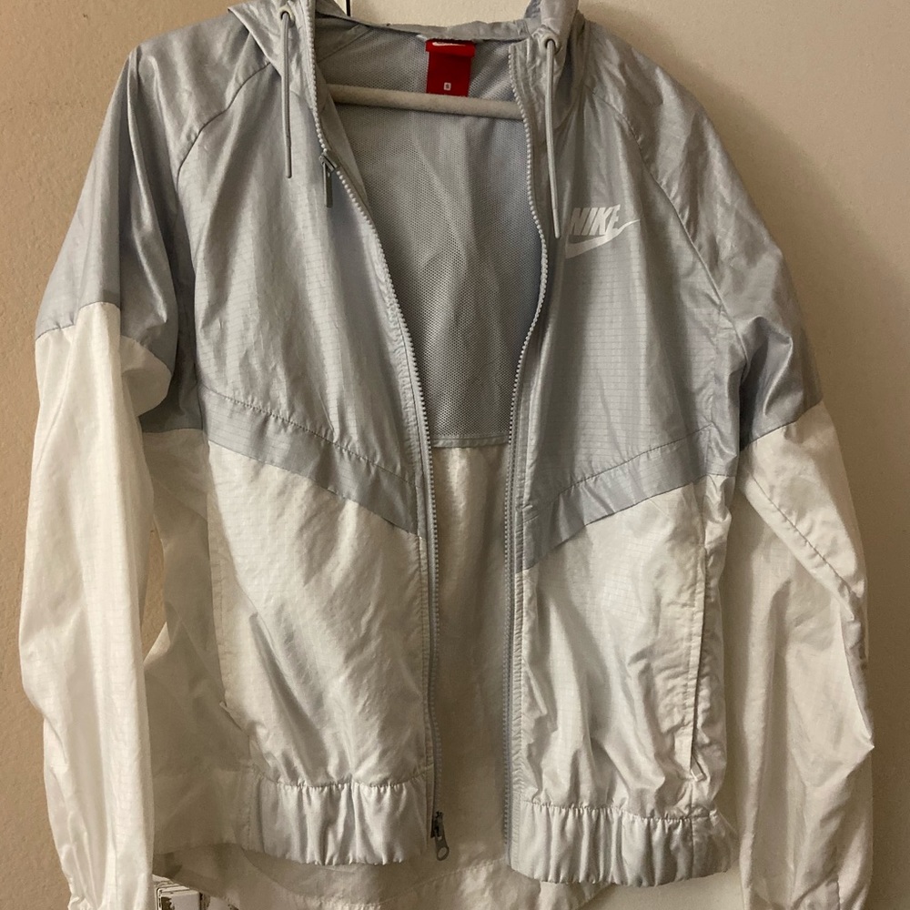 Nike wind breaker